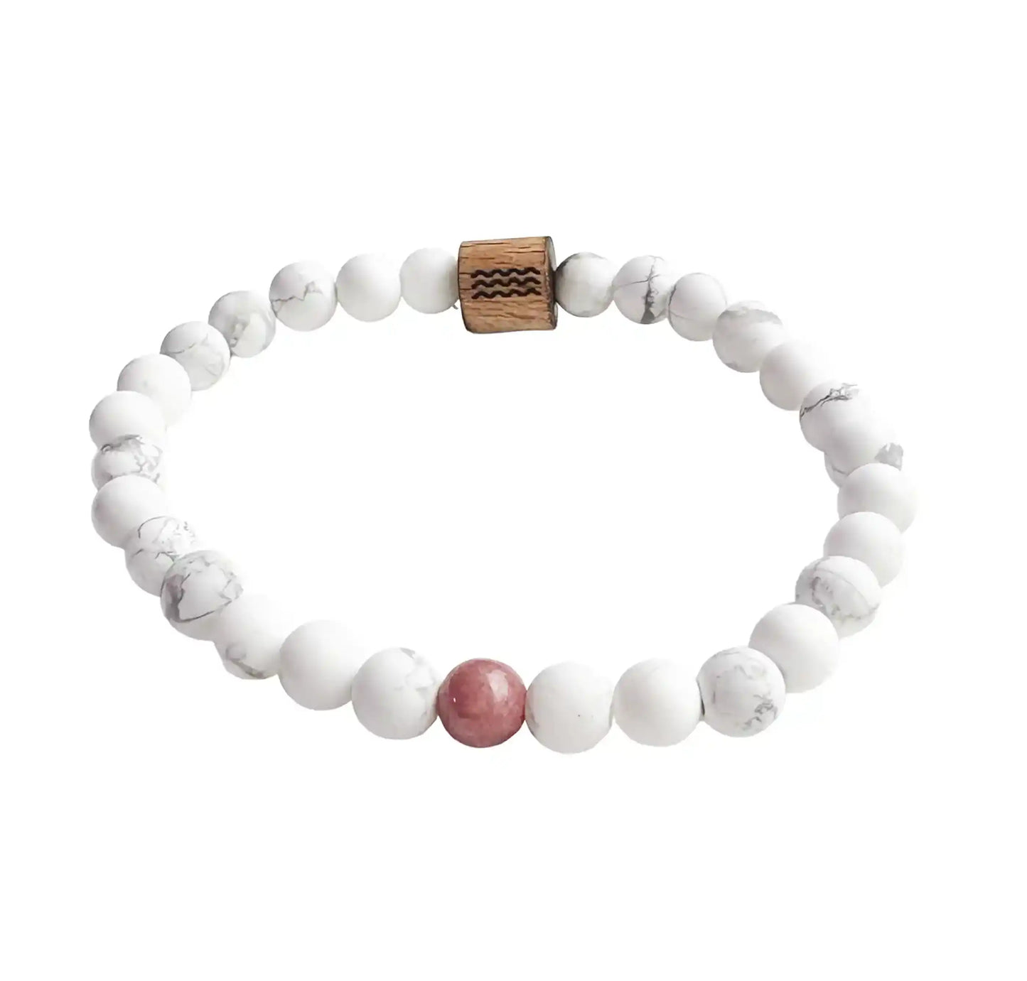 bracelet de perles blanche avec une perle rouge au centre