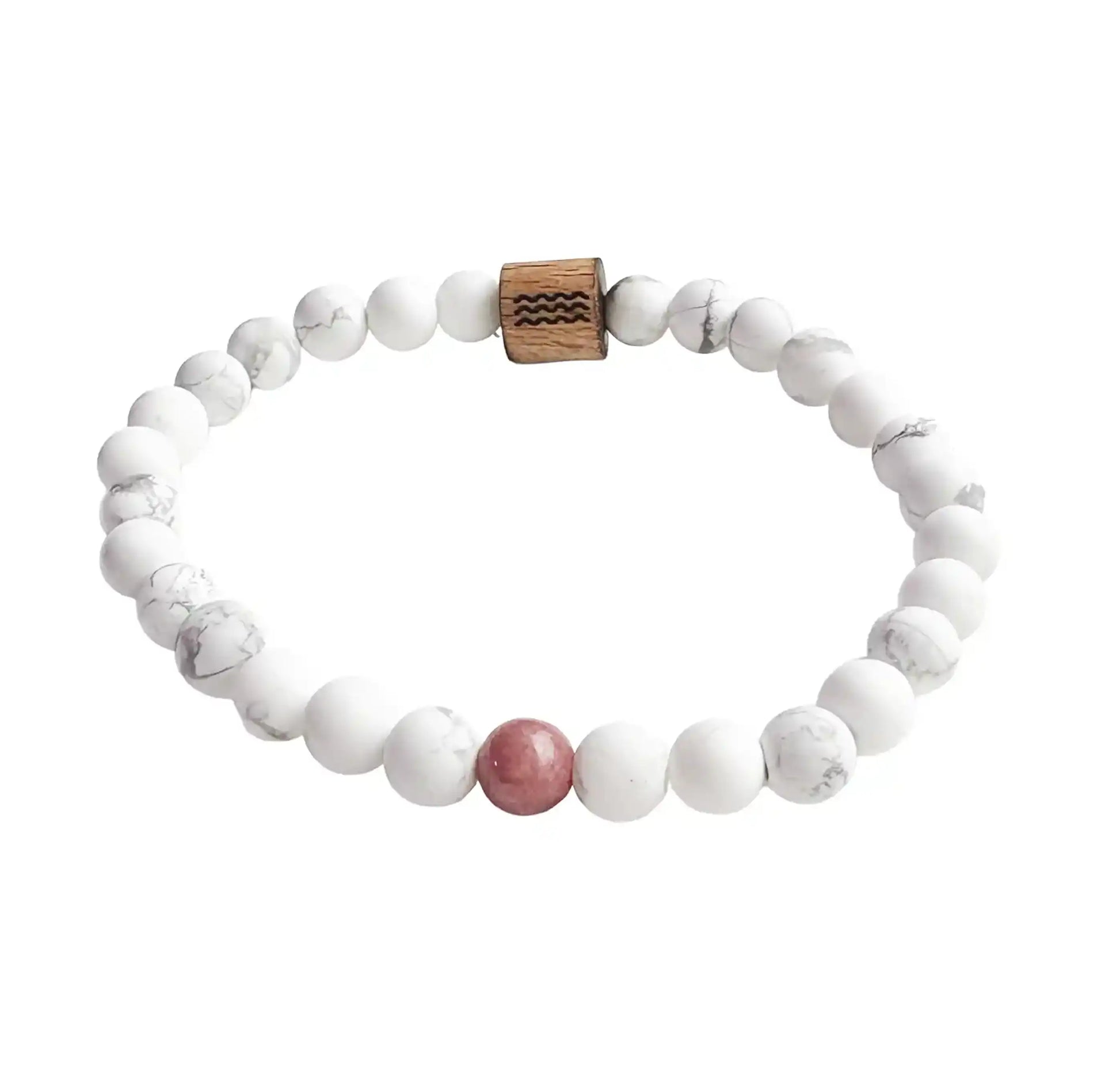 bracelet de perles blanche avec une perle rouge au centre